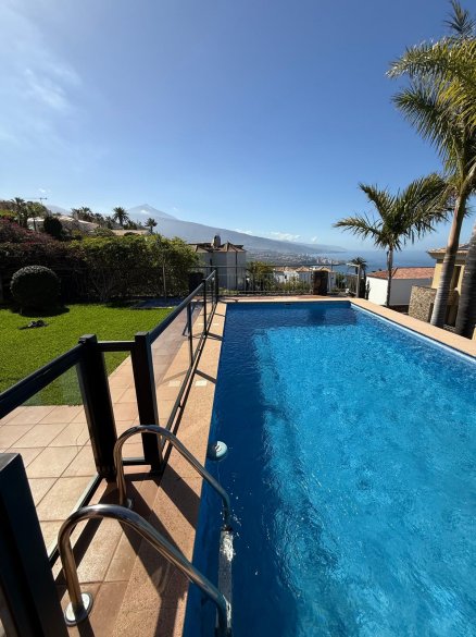 TENERIFE – Unique single-level villa with breathtaking views