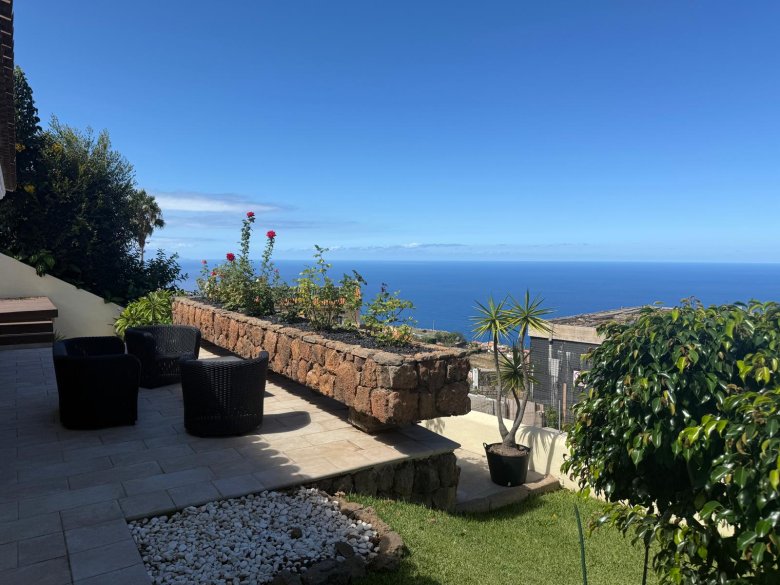 TENERIFE: Unique villa in El Sauzal - your paradise by the sea!