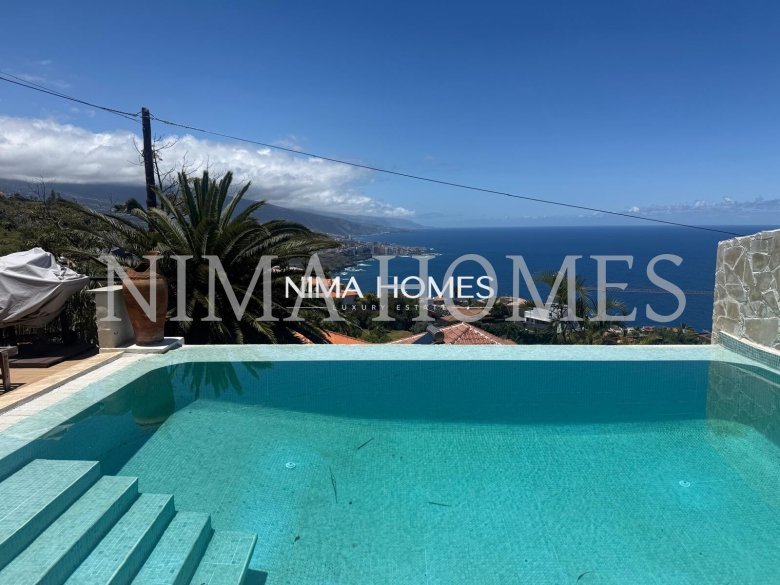 Tenerife: Exclusive chalet with pool, sea and Teide views, and active holiday rental license in Santa Úrsula