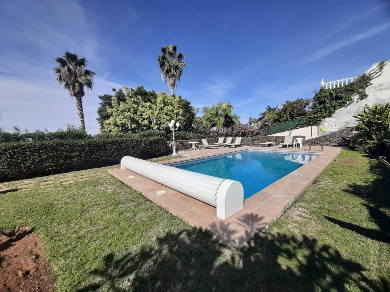 Tenerife – Exclusive Apartment with Large Terrace, Private Garden and Holiday Rental License 