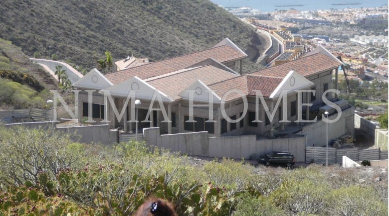 TENERIFFA: Exclusive villa under construction for sale!